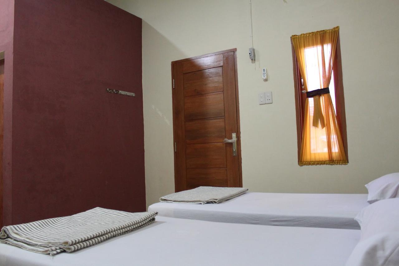Pondok Cemara Hotel Медан Екстериор снимка